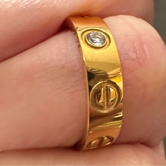 Love Ring Cartier style Gold and crystal band 7 - Picture 7 of 10